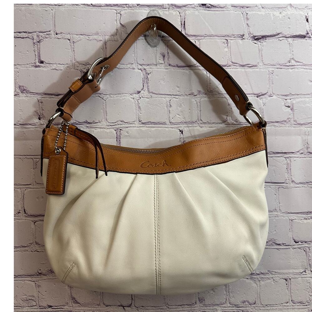 Coach White & Tan SoHo Pleated Hobo Bag F13730 Vintage 2010 Pebbled Leather